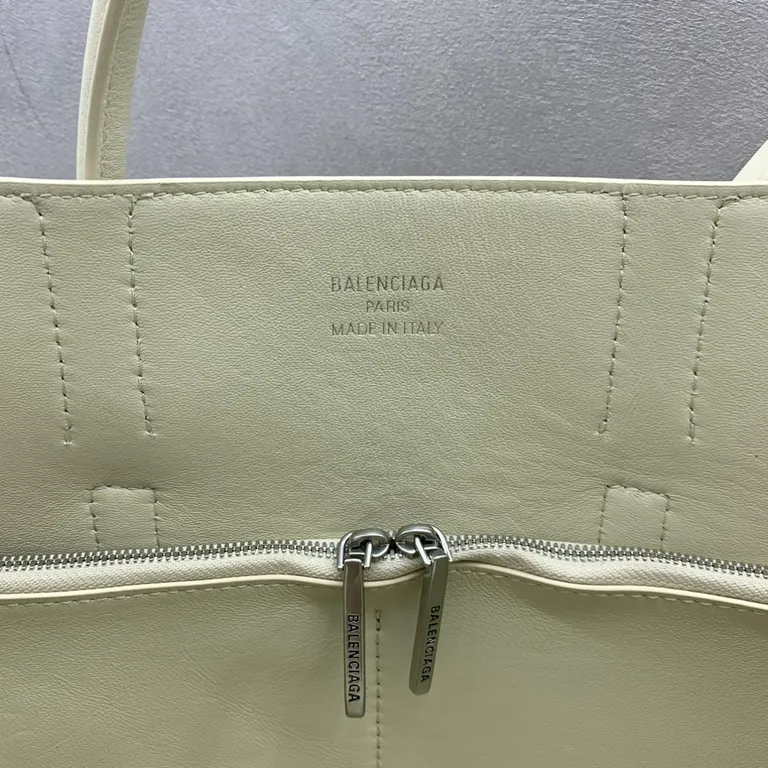 Balenciaga Bag 